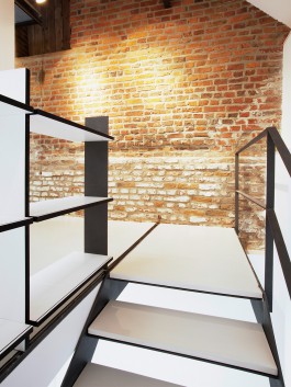 MAX OFFICE GMBH