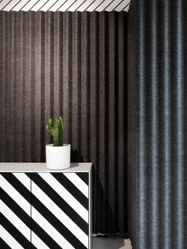 MAX OFFICE GMBH